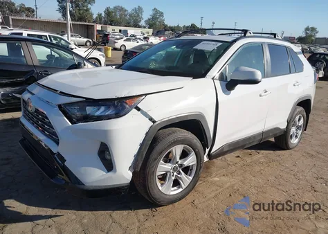 2021 Toyota Rav4 Xle из США, поврежденный, VIN 2T3W1RFV5MW152954